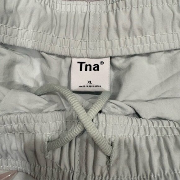 TNA ARITZIA Big Easy 3” Shorts Mint Green Size XL - Picture 6 of 8